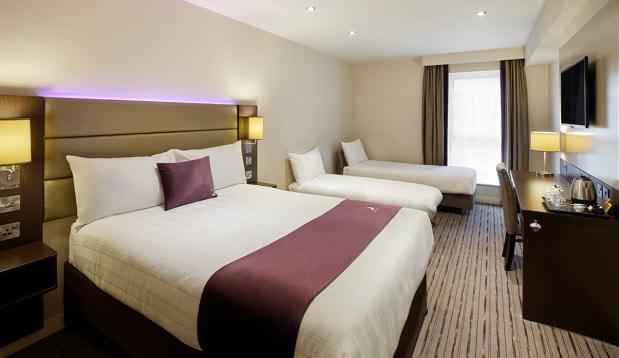 Premier Inn Holyhead Exterior photo