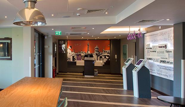 Premier Inn Holyhead Exterior photo
